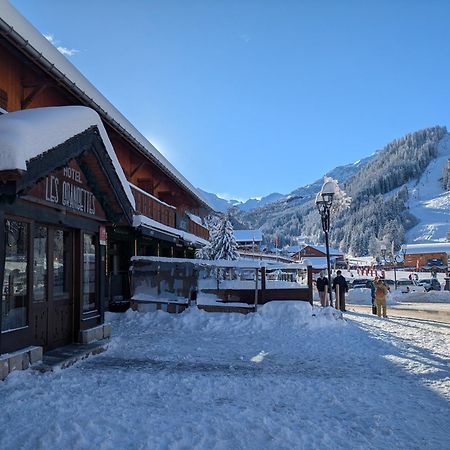 Hotel Les Grangettes メリベル エクステリア 写真