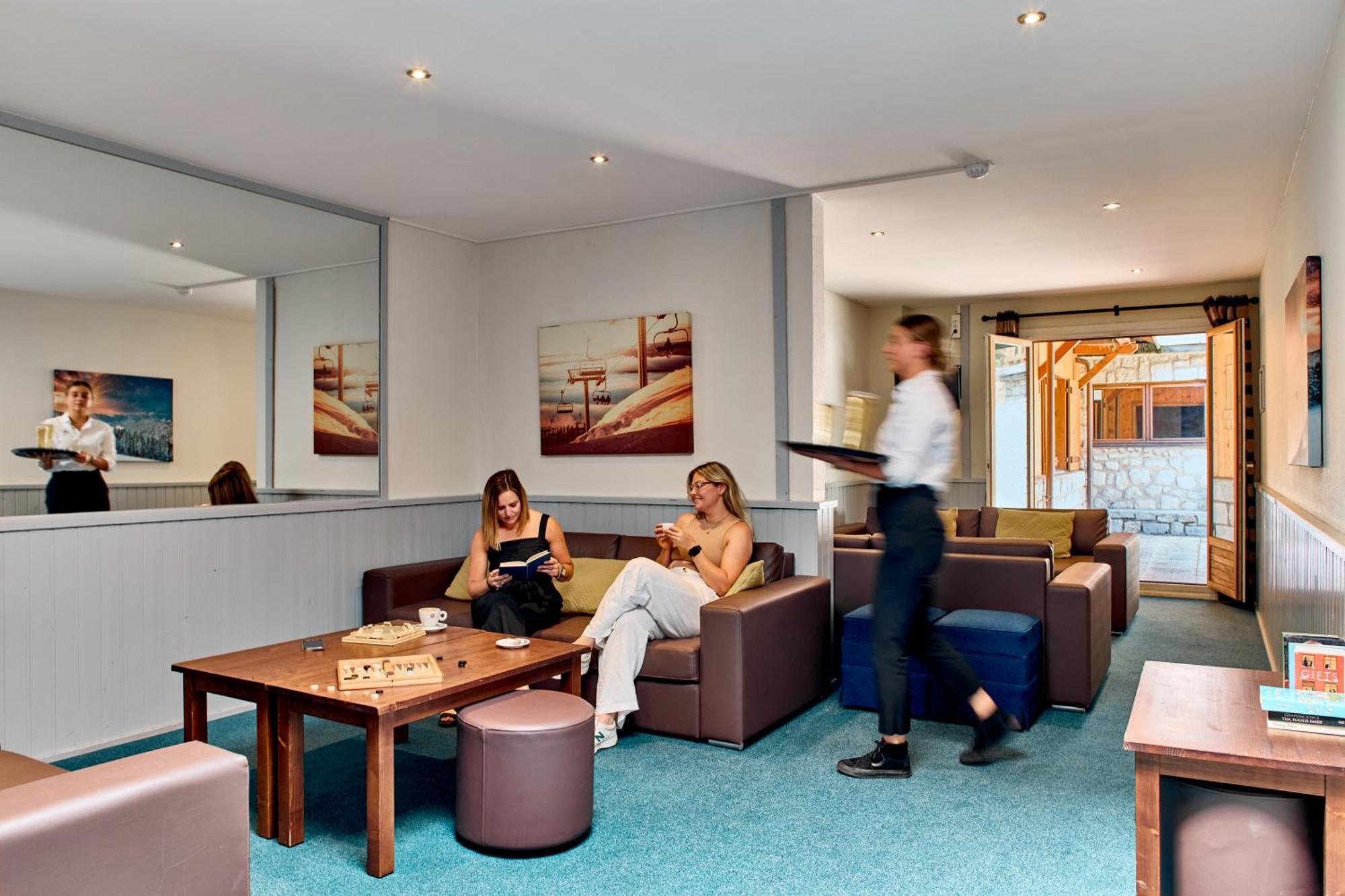 Hotel Les Grangettes メリベル エクステリア 写真